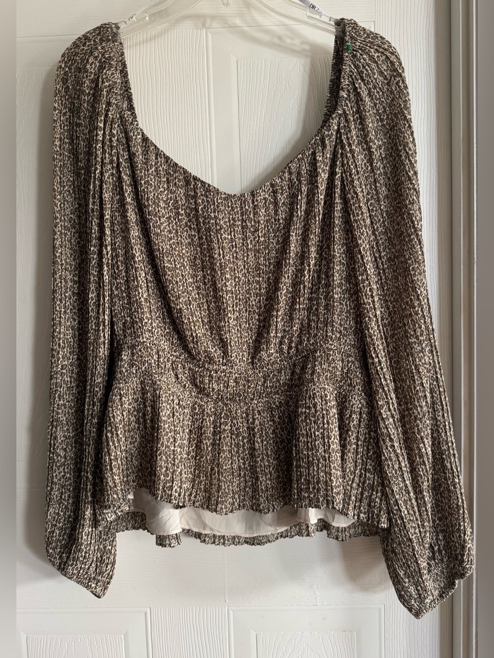 DR2 Animal Print Pleated Smocked Waist Long Sleeve Peplum Blouse XL NWT
